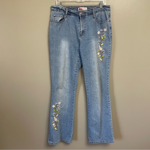 Light Wash Floral 2000’s Cosmopolitan Jeans Women’s Size 10 Y2K Bootcut Denim - Picture 1 of 14